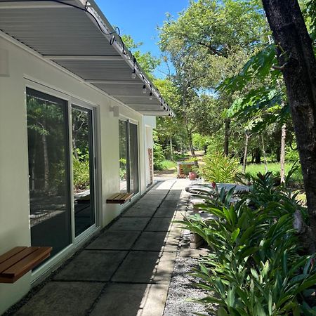 Casa Mariposa Apartment โตลา ภายนอก รูปภาพ